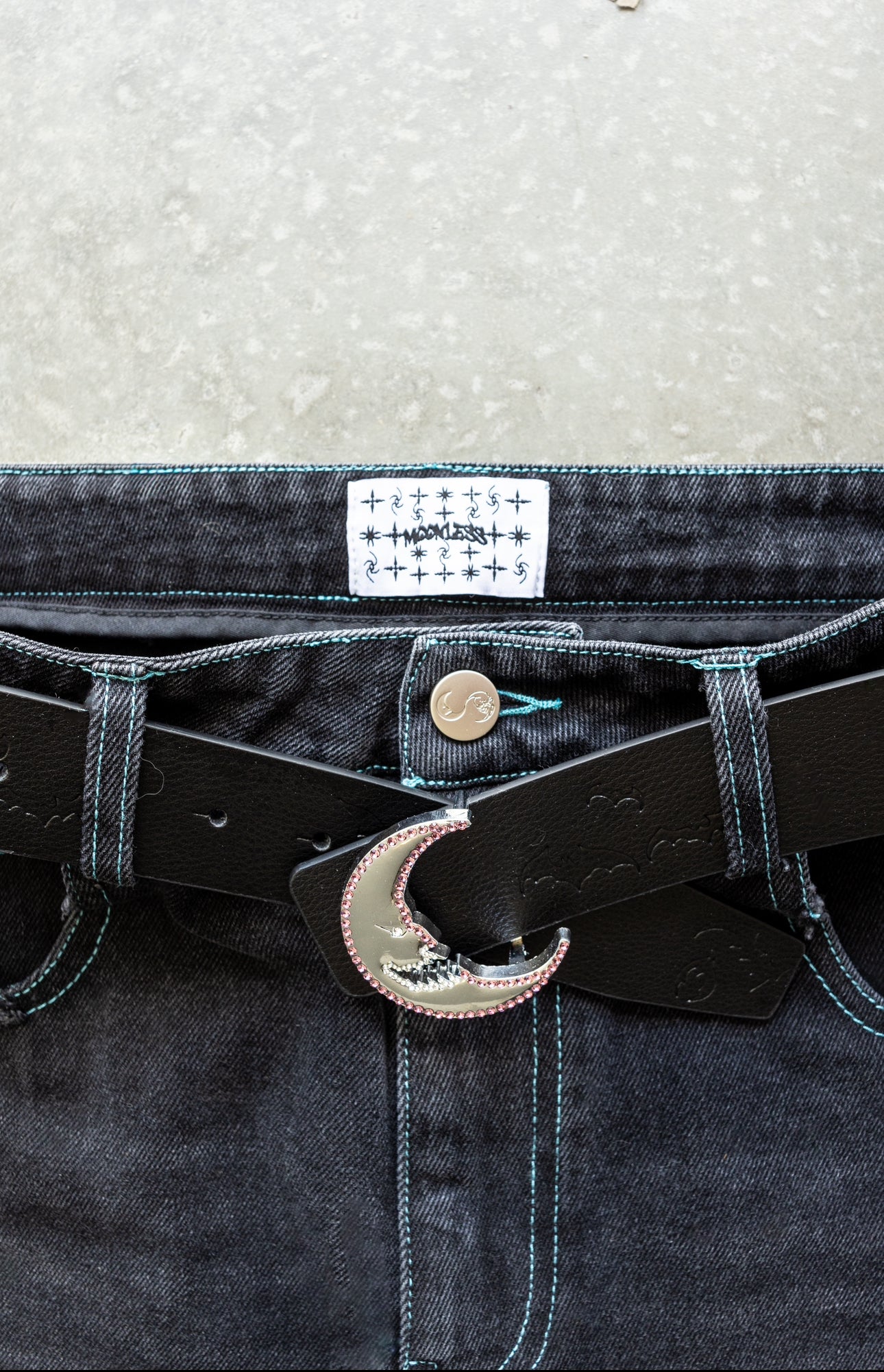 (PRE ORDER) BLUE POISON WORLD Baggy jeans