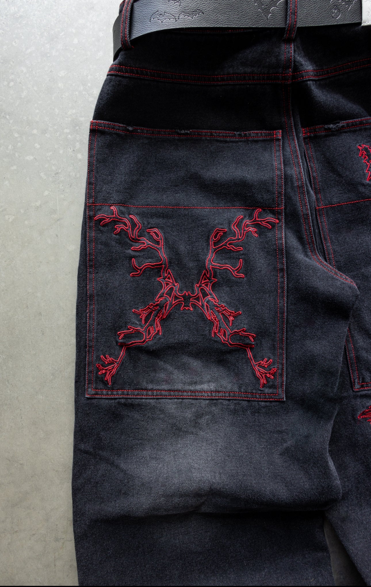 (PRE ORDER) RED POISON WORLD Baggy jeans