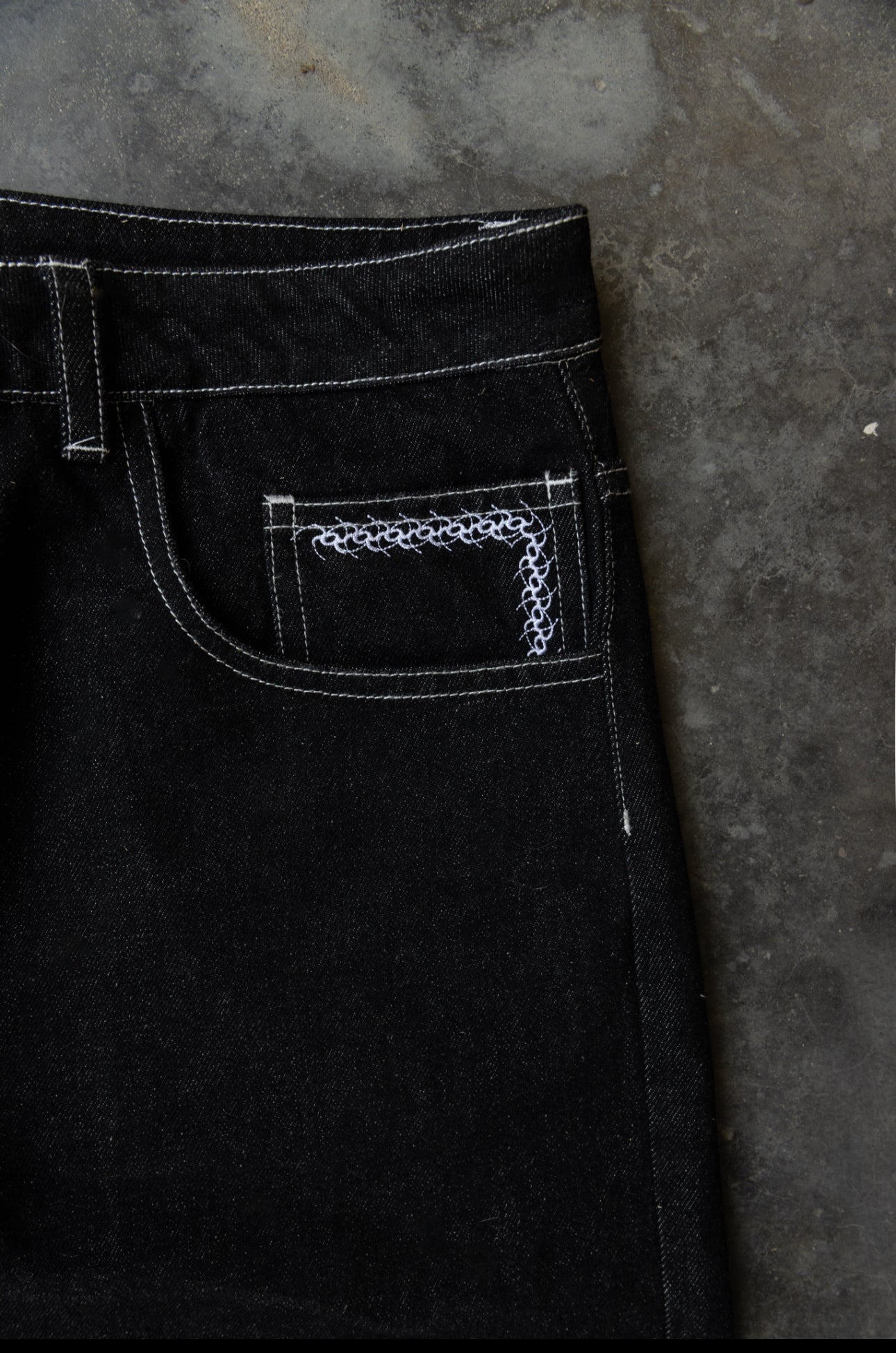 MINUTE - Raw Black Denim - Baggy Jeans