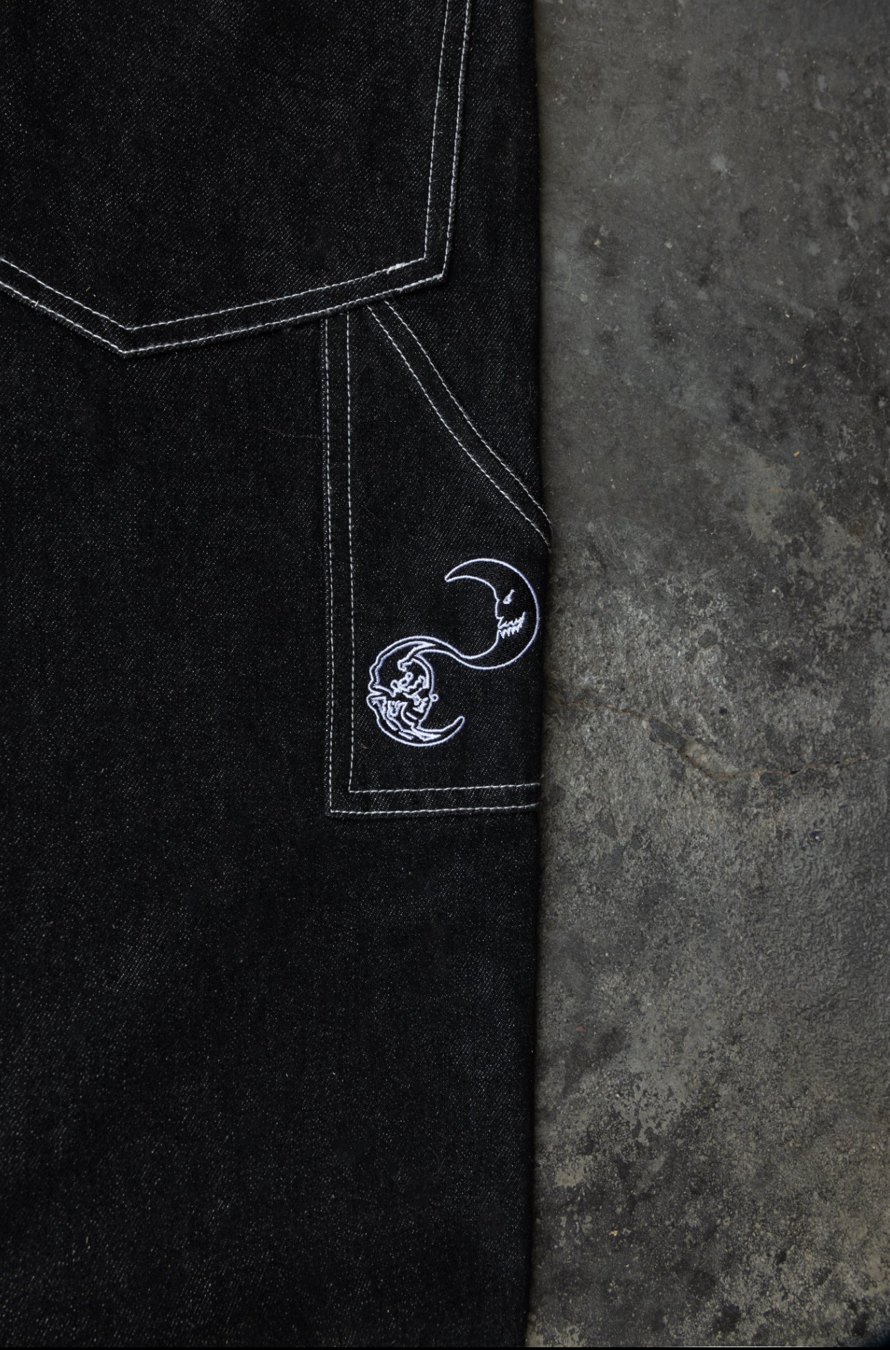 MINUTE - Raw Black Denim - Baggy Jeans