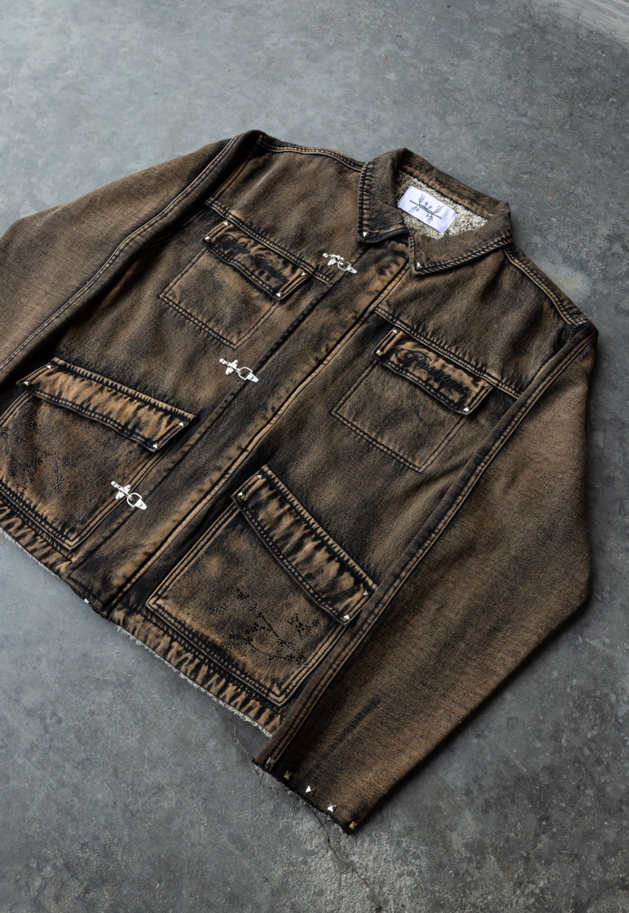 BROWN - SANS LUMIERE PERSISTANT - Studded Contrast Denim - Clip Jacket