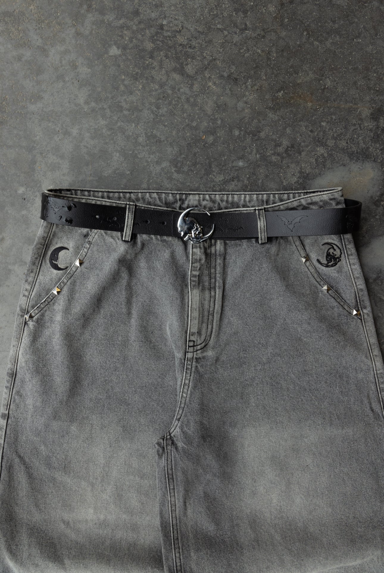 STUDDED - Grey - Baggy Jeans
