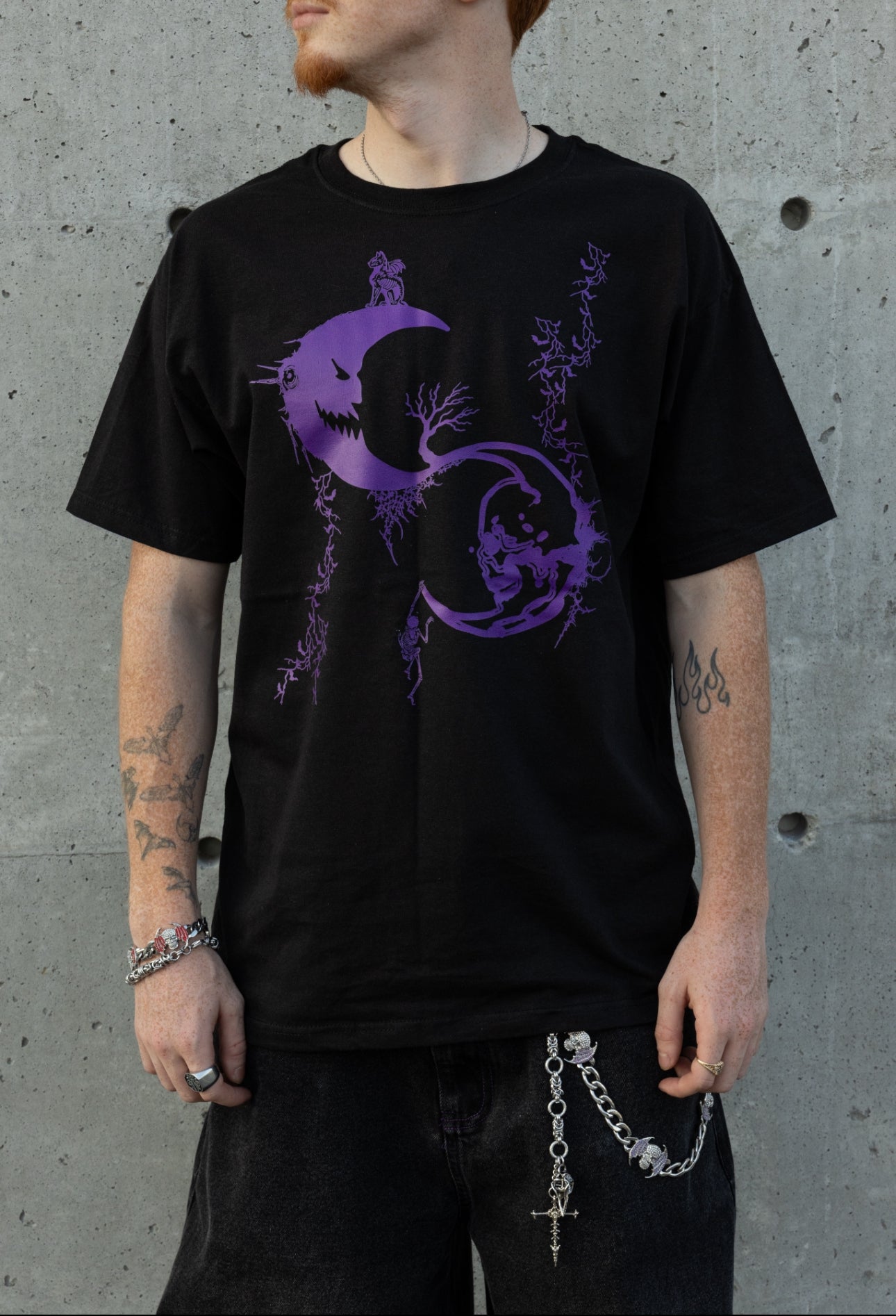UNKNOWN MOON - T-Shirt