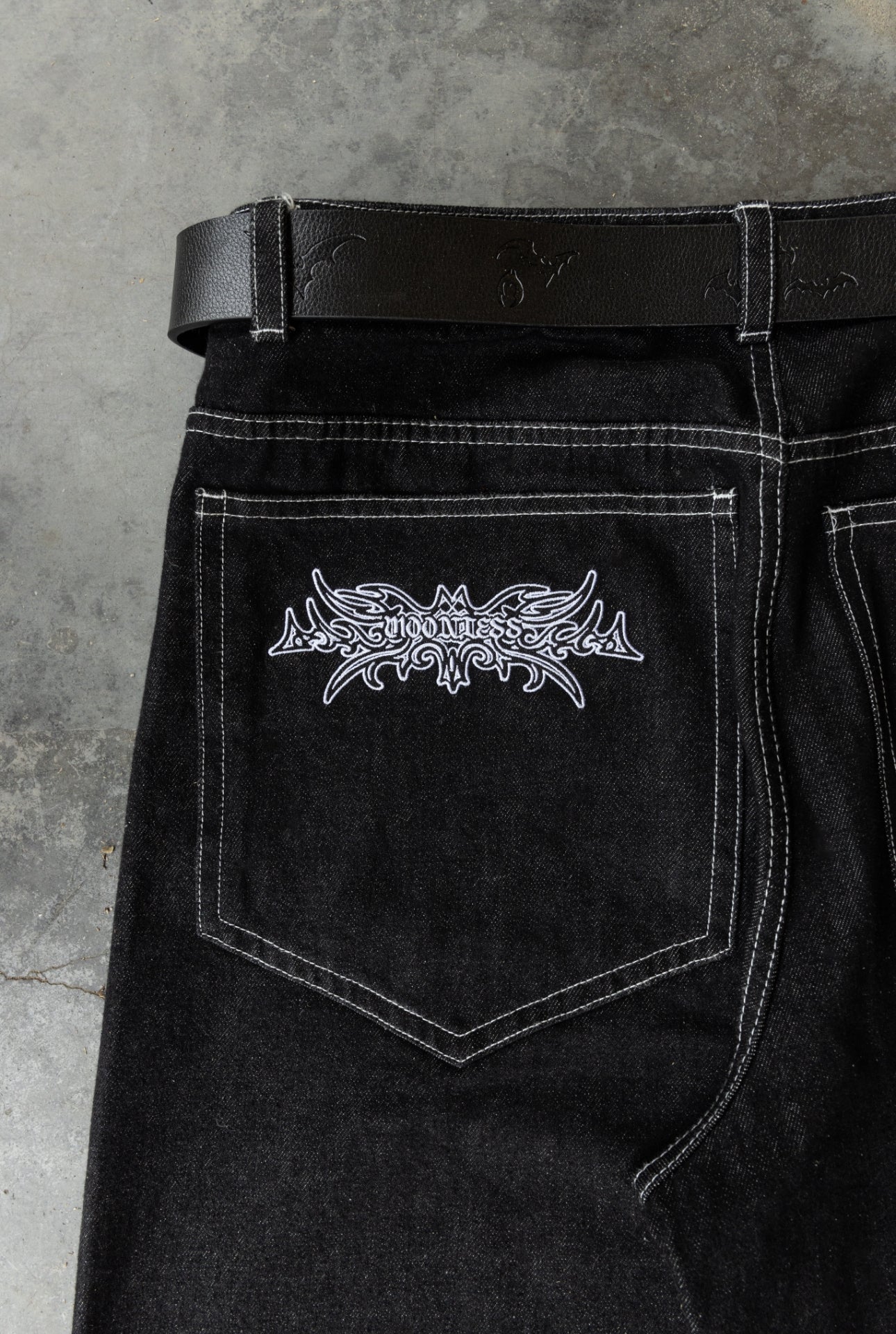 MINUTE - Raw Black Denim - Baggy Jeans