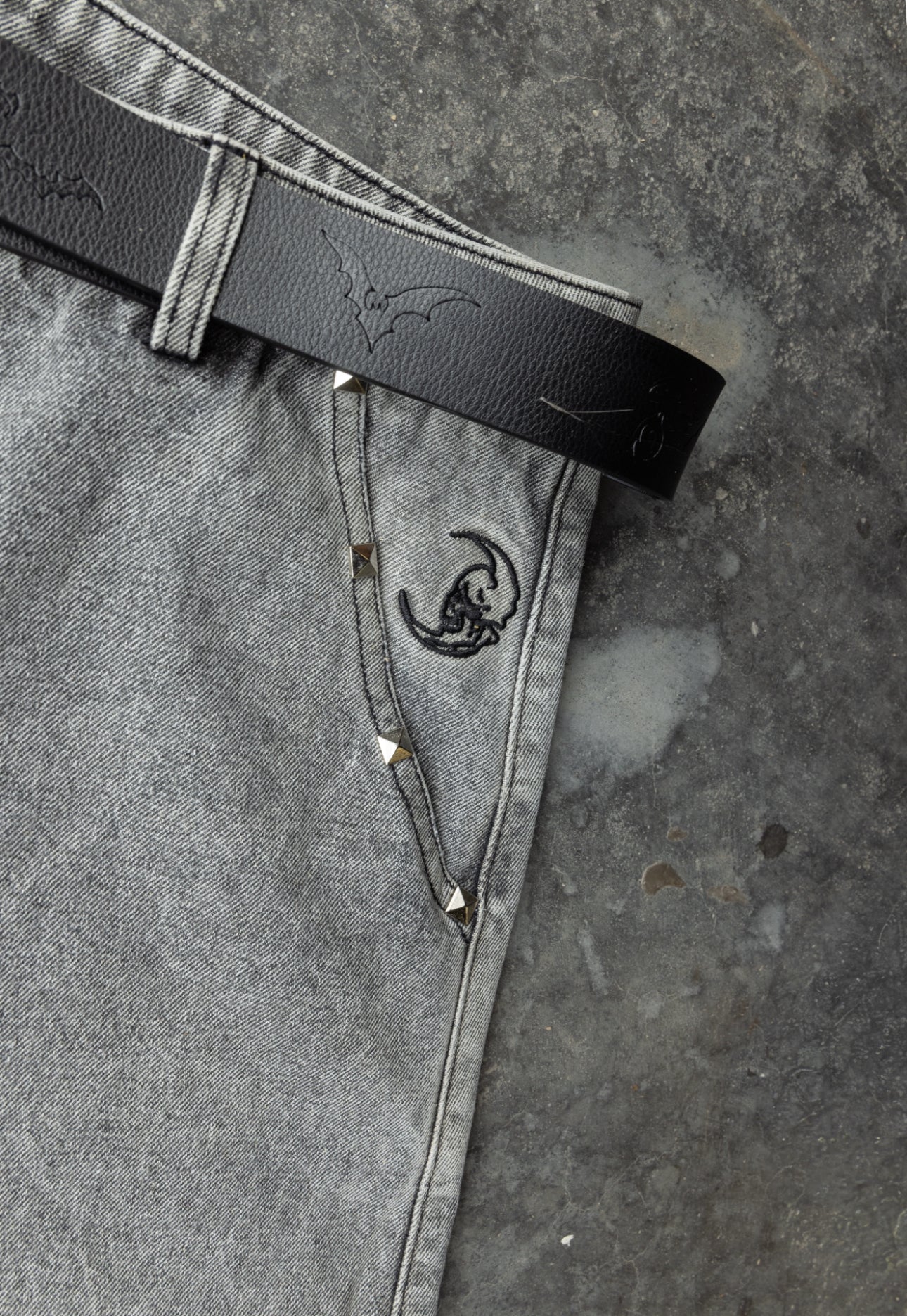 STUDDED - Grey - Baggy Jeans