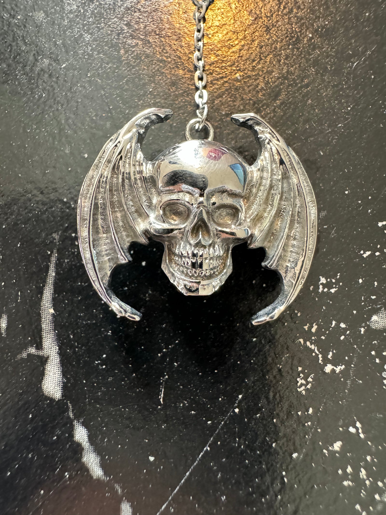 FLYING SKULL EARRINGS
